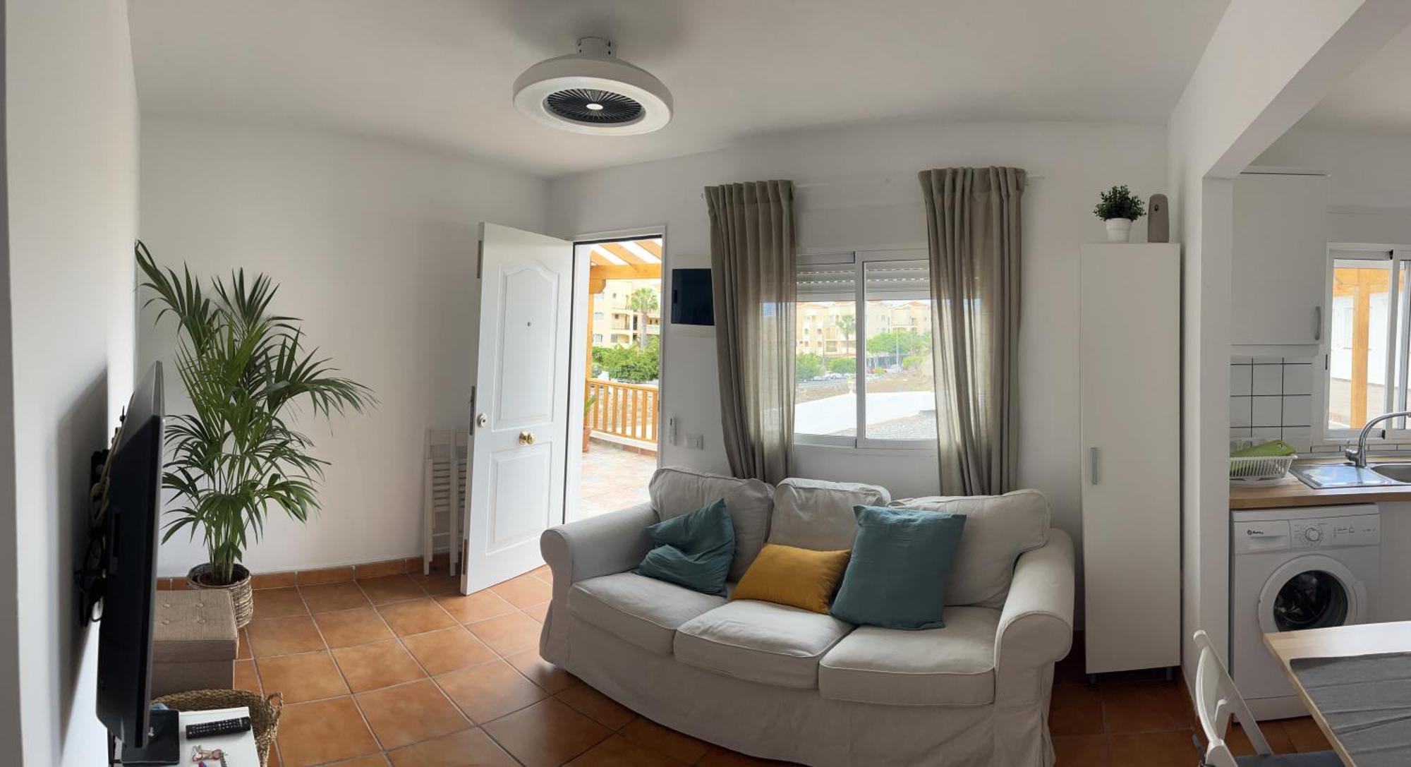 2 Bedroom Apartments Los Cristianos Beach Tenerife Tamaragua 阿罗纳 外观 照片